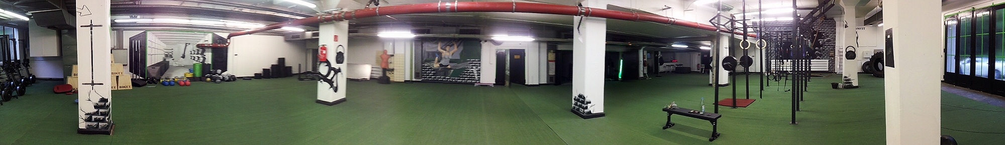 Farbwandel Fassadenkunst Crossfit Kader