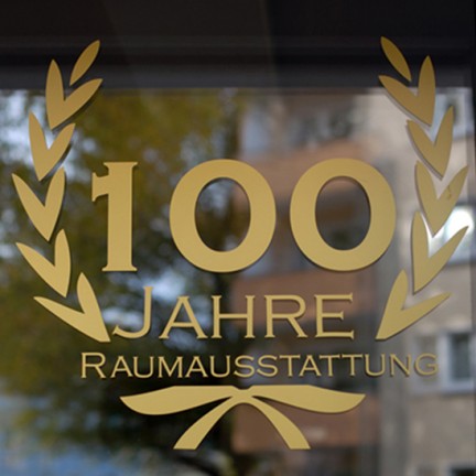 Farbwandel Fassadenkunst Beschriftung