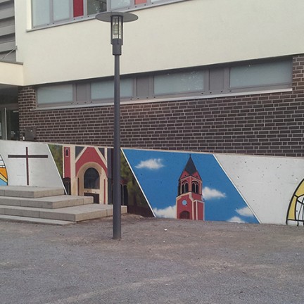 Farbwandel Fassadenkunst Kreuzeskirche Essen