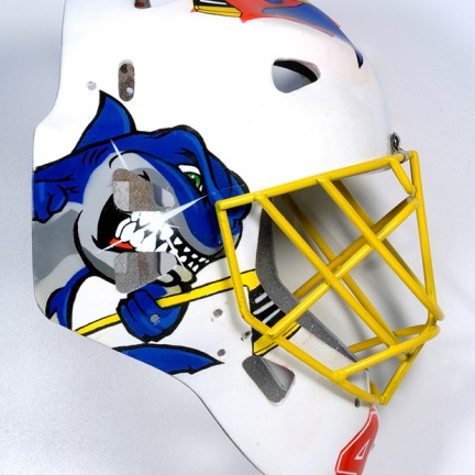 Farbwandel Fassadenkunst Hockeymasken