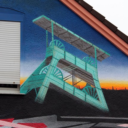 Farbwandel Fassadenkunst Wandgestaltung