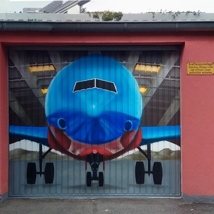 Farbwandel Fassadenkunst Garagenmalerei